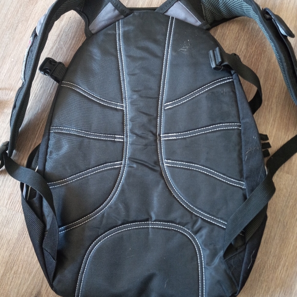 High Sierra Backpack - Picture 4 of 10